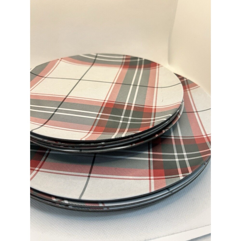 8 Hearth & Hand Holiday Plaid Green Melamine Christmas Plates dinner & salad